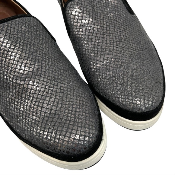 Donald J Pliner Mickey Snake Print Platform Slip On Loafers Sneakers - Picture 3 of 16